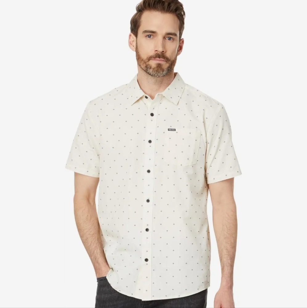 Volcom Men's‎ Cream Short Sleeve Button Down Shirt